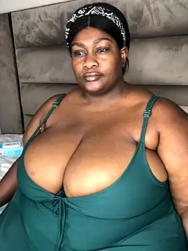 bustytitsxxx online show from 12.04.24