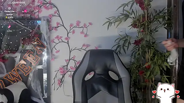 Black Rose2 online show from 10.31.25