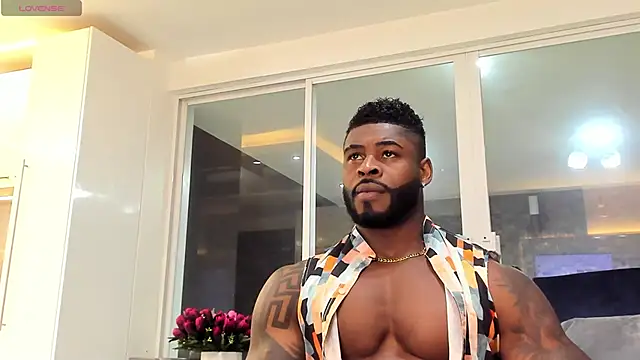 Makonneen online show from 03.08.25