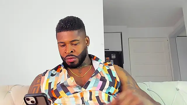 Makonneen online show from 10.30.25