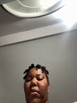 Goddess Nafeesha online show from 11.10.25