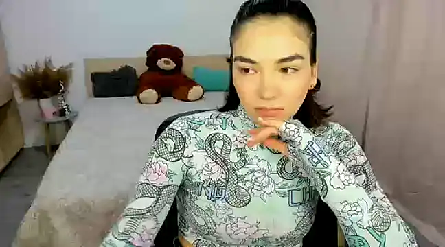 Alexa Dolly12 online show from 01.11.25