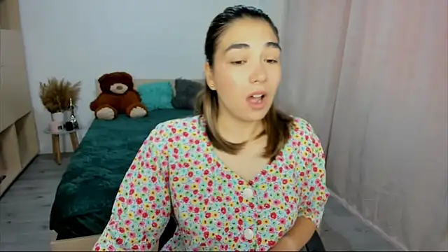 Alexa Dolly12 online show from 09.13.25