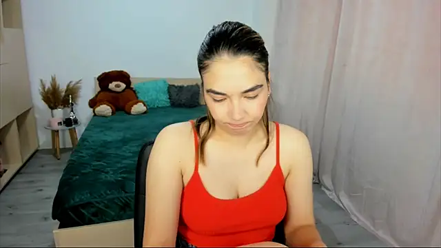 Alexa Dolly12 online show from 09.18.25