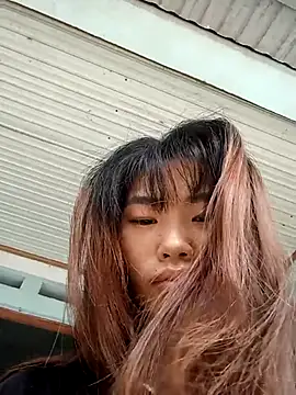 Snapshot of Lonalysexy chatting on 10.22.25 Lonalysexy online show from 10.22.25