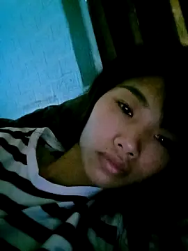 Snapshot of Lonalysexy chatting on 12.17.25 Lonalysexy online show from 12.17.25