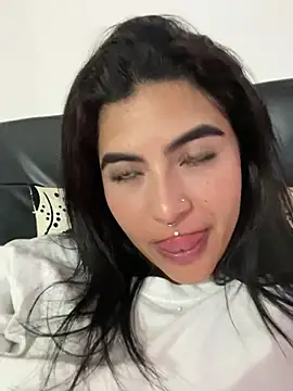 Snapshot of _luna_torres chatting on 03.13.25  luna torres online show from 03.13.25