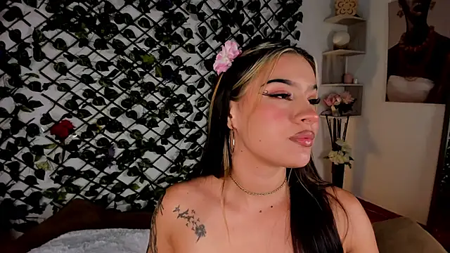 melody cute10 online show from 02.17.25