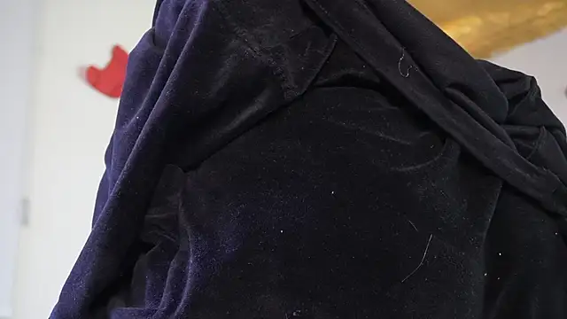 loly marce online show from 12.22.24