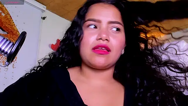 loly marce online show from 12.30.24