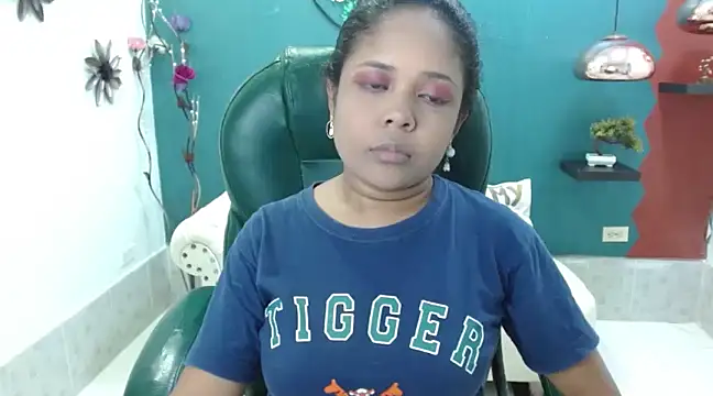 Melikasweetz online show from 12.12.24