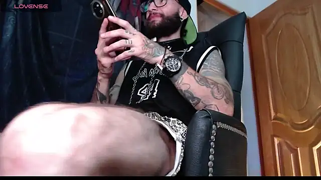 ren stipee online show from 03.20.25