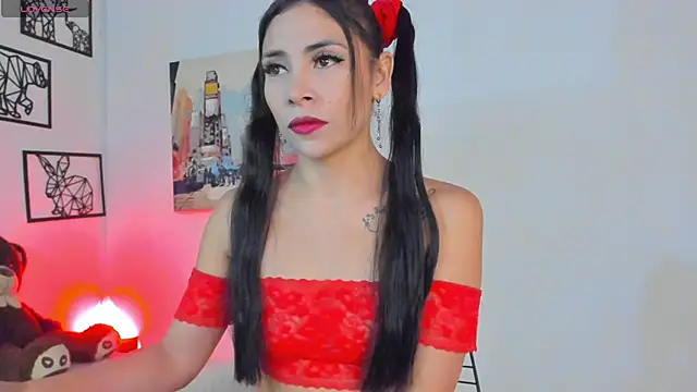 emma-hiill online show from 01.25.25