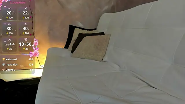 emma-hiill online show from 03.16.25