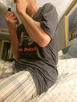 Snapshot of BigDDave6979 chatting on 03.08.25 BigDDave6979 online show from 03.08.25