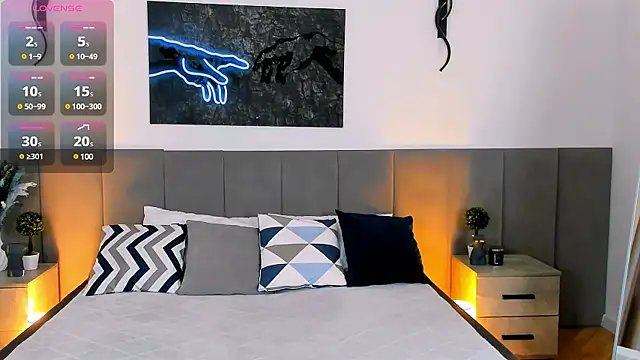 MiaBecky online show from 02.20.25