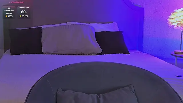 MiaBecky online show from 03.01.25