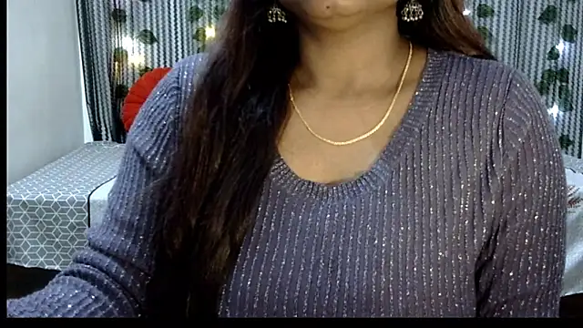 Snapshot of Radhika_Singhaniya chatting on 01.03.25 Radhika Singhaniya online show from 01.03.25