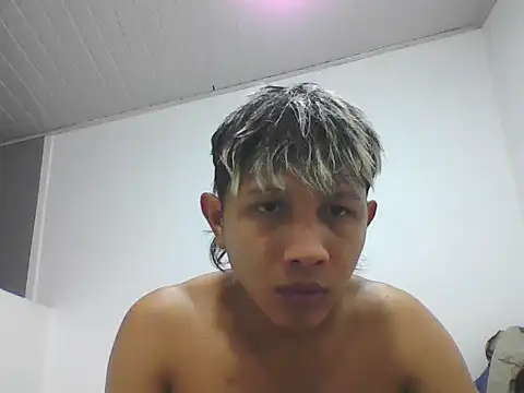 Snapshot of ultrasexmodel chatting on 03.23.26 ultrasexmodel online show from 03.23.26