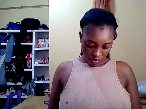 Zara Twilight online show from 12.20.25