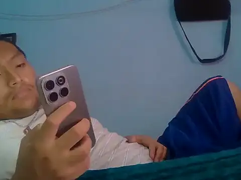 Snapshot of daniel4444Cu chatting on 05.14.26 daniel4444Cu online show from 05.14.26
