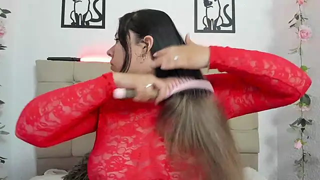 LinaBrowm online show from 04.15.26