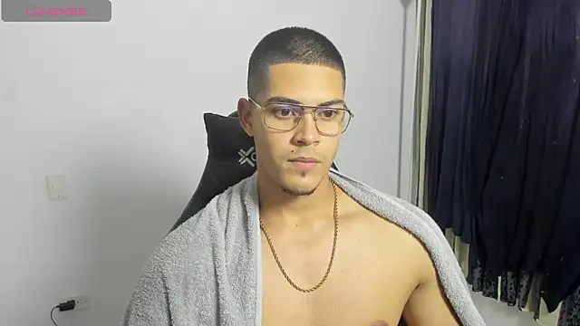 Iamdylan777 online show from 02.14.26