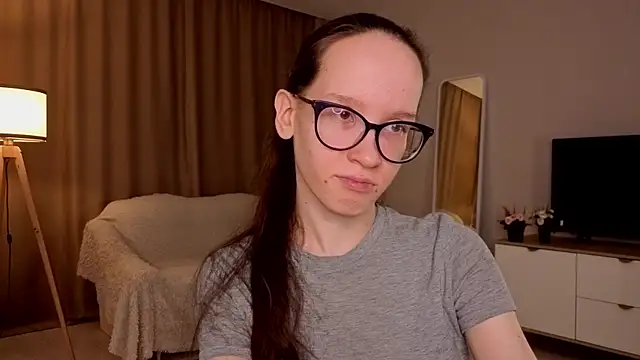 BettyBrowni online show from 04.13.26