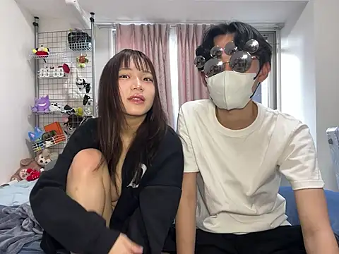 Snapshot of Riri__oo chatting on 12.22.24 Riri oo online show from 12.22.24