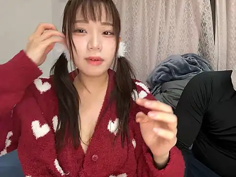 Snapshot of Riri__oo chatting on 01.15.25 Riri oo online show from 01.15.25