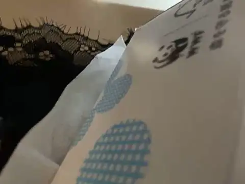 Snapshot of Riri__oo chatting on 03.04.25 Riri oo online show from 03.04.25