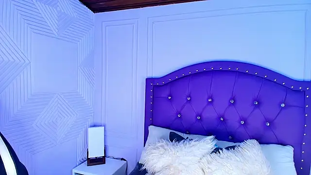 sarah banks1 online show from 03.11.26