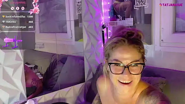 Snapshot of Tatjana_Sue chatting on 07.08.26 Tatjana Sue online show from 07.08.26
