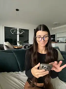 Snapshot of Wildberry_ chatting on 11.08.25 Wildberry online show from 11.08.25