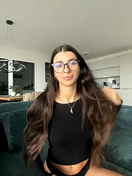 Snapshot of Wildberry_ chatting on 11.11.25 Wildberry online show from 11.11.25