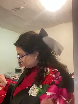 Snapshot of Lucrecia_33 chatting on 02.05.26 Lucrecia 33 online show from 02.05.26