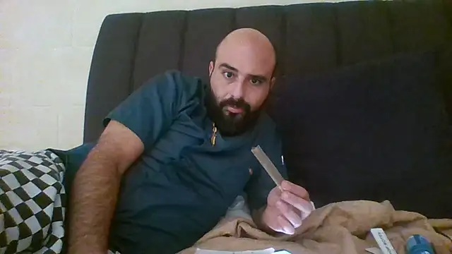 Snapshot of Denisilboss chatting on 03.28.26 Denisilboss online show from 03.28.26