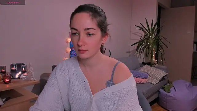 Snapshot of cClandesTina chatting on 12.07.24 cClandesTina online show from 12.07.24