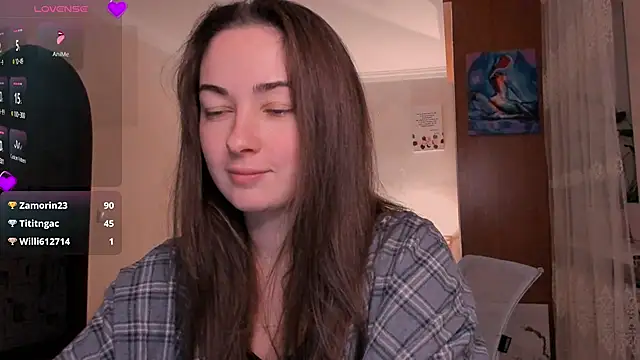 Snapshot of cClandesTina chatting on 12.04.25 cClandesTina online show from 12.04.25