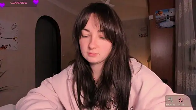 Snapshot of cClandesTina chatting on 03.17.26 cClandesTina online show from 03.17.26