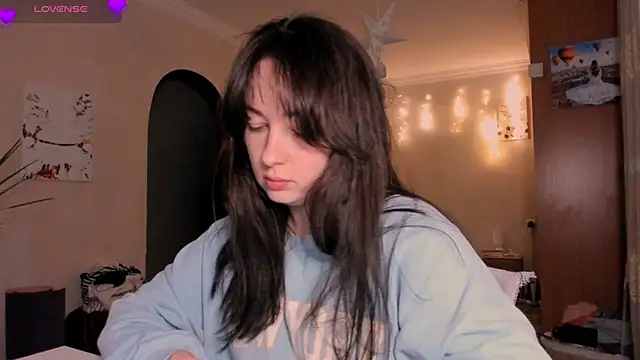 Snapshot of cClandesTina chatting on 03.28.26 cClandesTina online show from 03.28.26