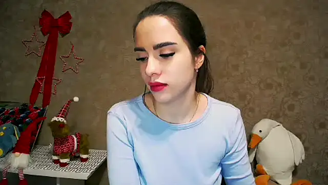 Snapshot of _your_fantasy_girl chatting on 12.28.24 your fantasy girl online show from 12.28.24