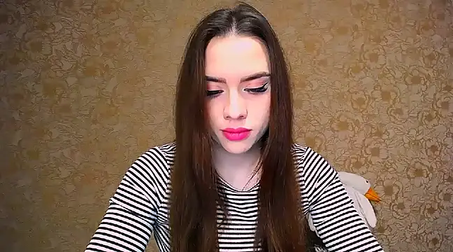 Snapshot of _your_fantasy_girl chatting on 03.19.25 your fantasy girl online show from 03.19.25