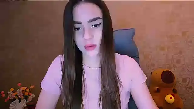 Snapshot of _your_fantasy_girl chatting on 09.21.25 your fantasy girl online show from 09.21.25