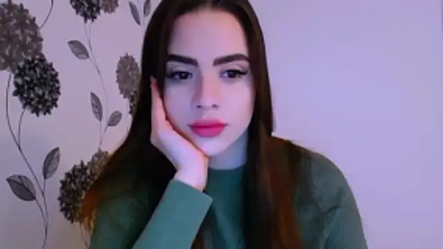 Snapshot of _your_fantasy_girl chatting on 11.21.25 your fantasy girl online show from 11.21.25