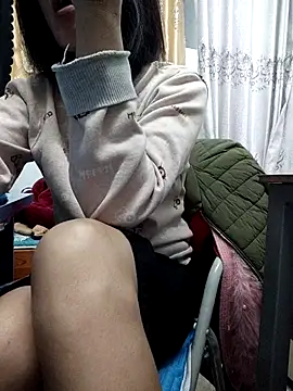 Haralushiaaa online show from 11.28.25