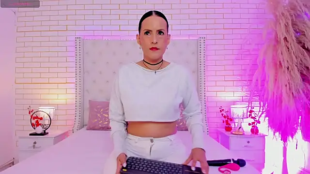 Coco Balenciaga  online show from 03.11.26