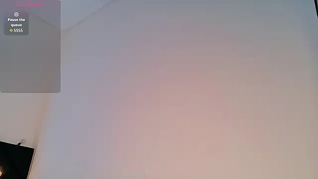 Snapshot of littleebluee chatting on 07.10.26 littleebluee online show from 07.10.26