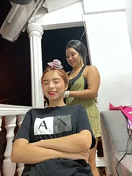 Pretty Isadora online show from 01.14.25