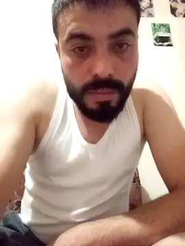 Snapshot of Kaan1607 chatting on 10.28.25 Kaan1607 online show from 10.28.25